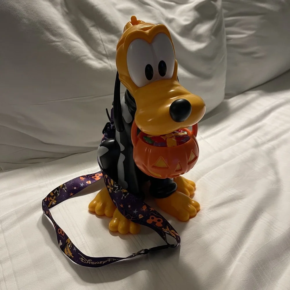Disney‎ Parks 2025 Halloween Pluto Skeleton Sipper New Glows and Lights Up